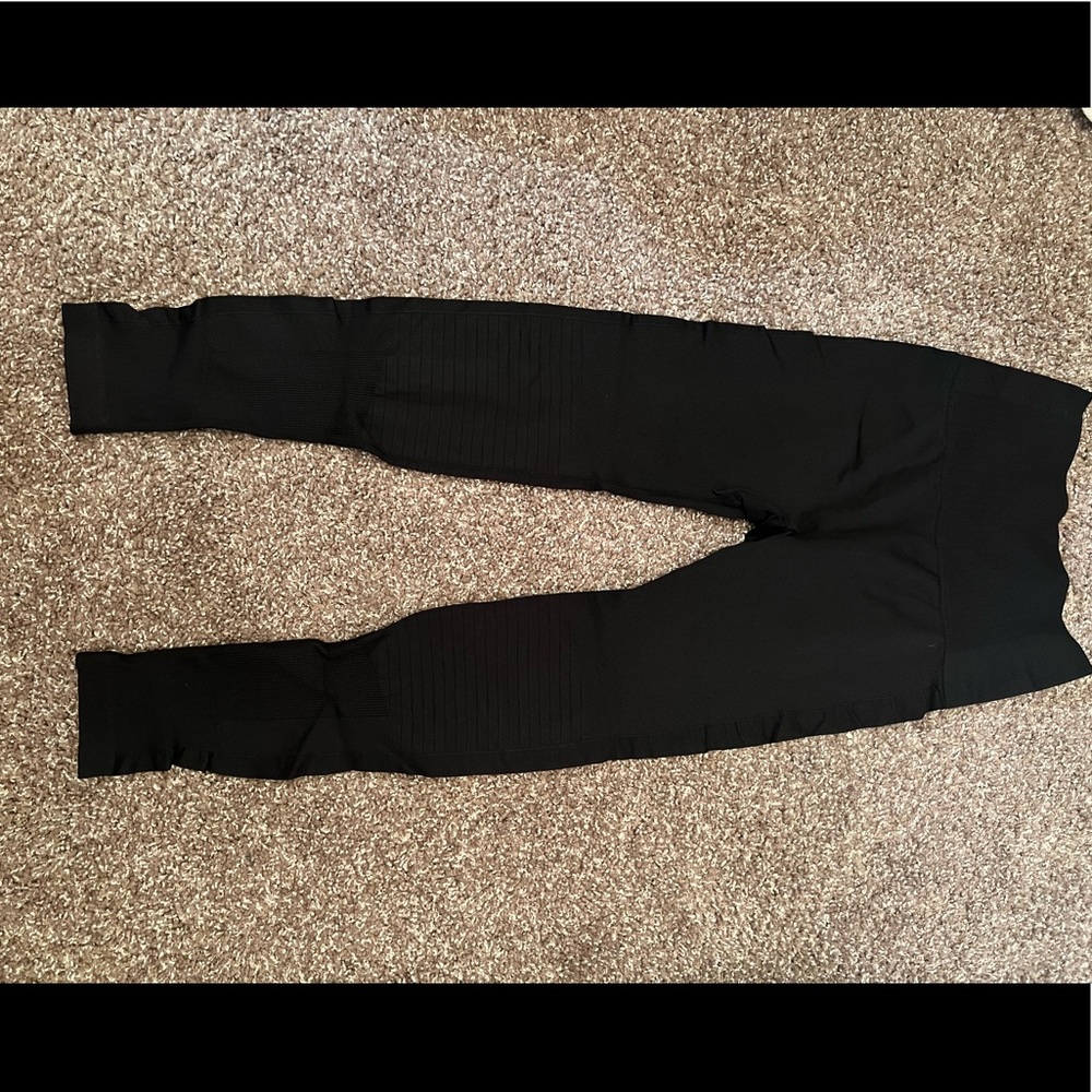 Ribbed leggings